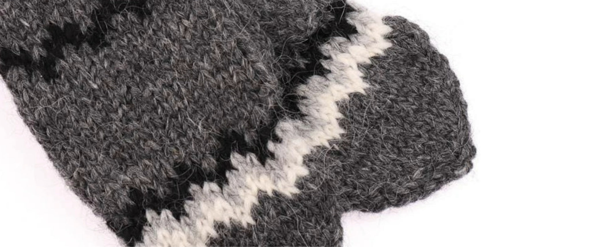 Icelandic Knitted Wool Mittens and Gloves: Guide for Choosing the Best Woolen Handwear