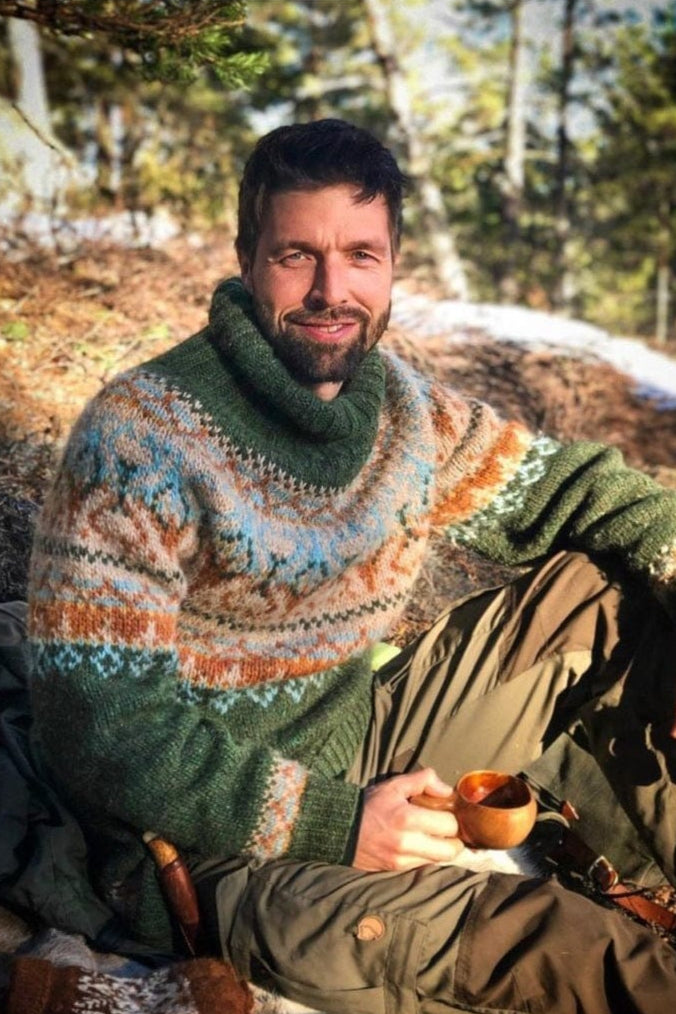 Alasuq Light Ash Heather and Golden Heather Wool Sweater - Alafosslopi Knitting Kit - The Icelandic Store