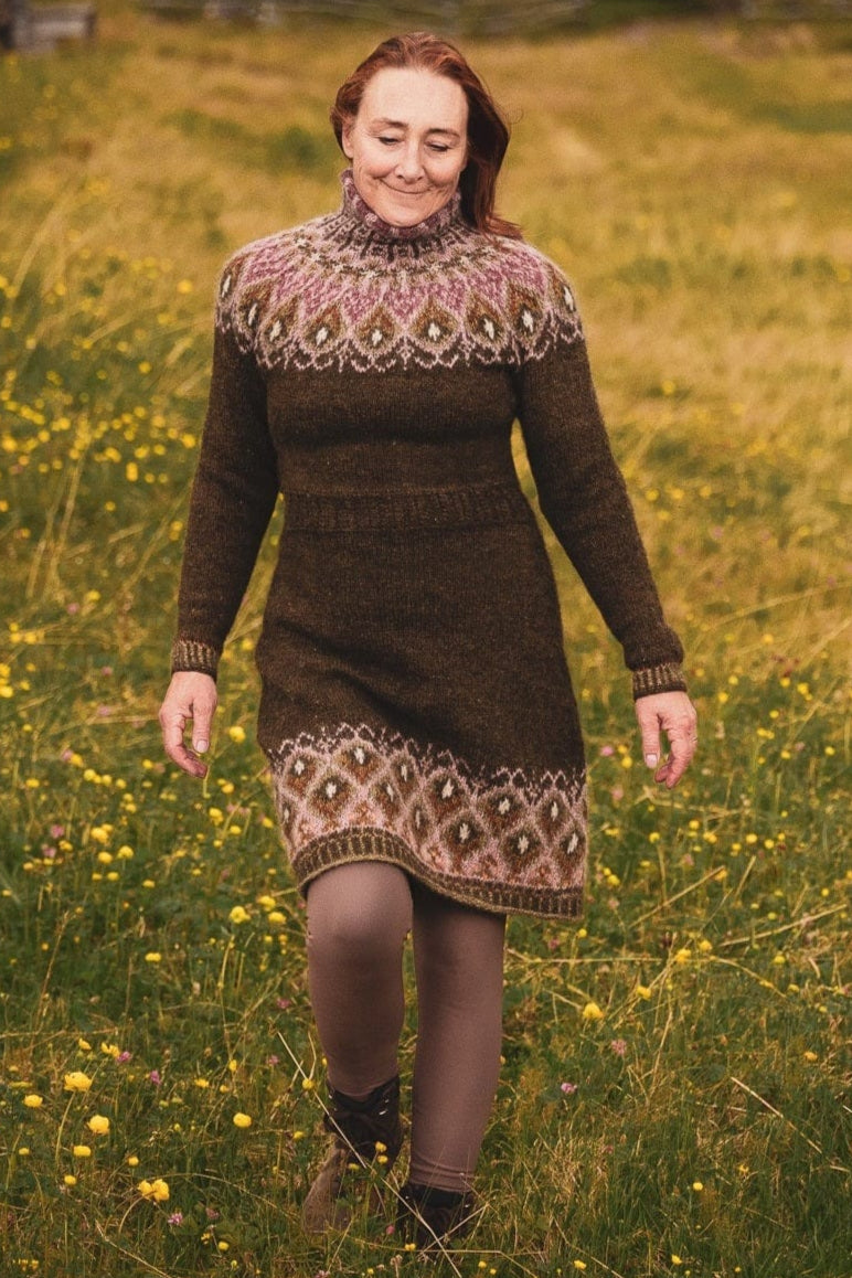 Afrodíta Greenish Long Sweater Dress - Knitting Kit - The Icelandic Store