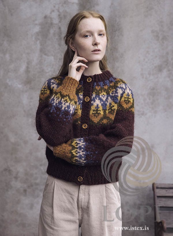 Reddish Brown Benefit Icelandic sweater knitting kit - The Icelandic Store