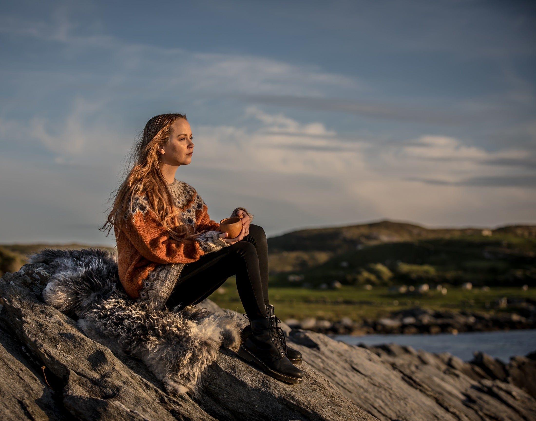 Cecilia Lettlopi Apricot Wool sweater - Knitting Kit - The Icelandic Store