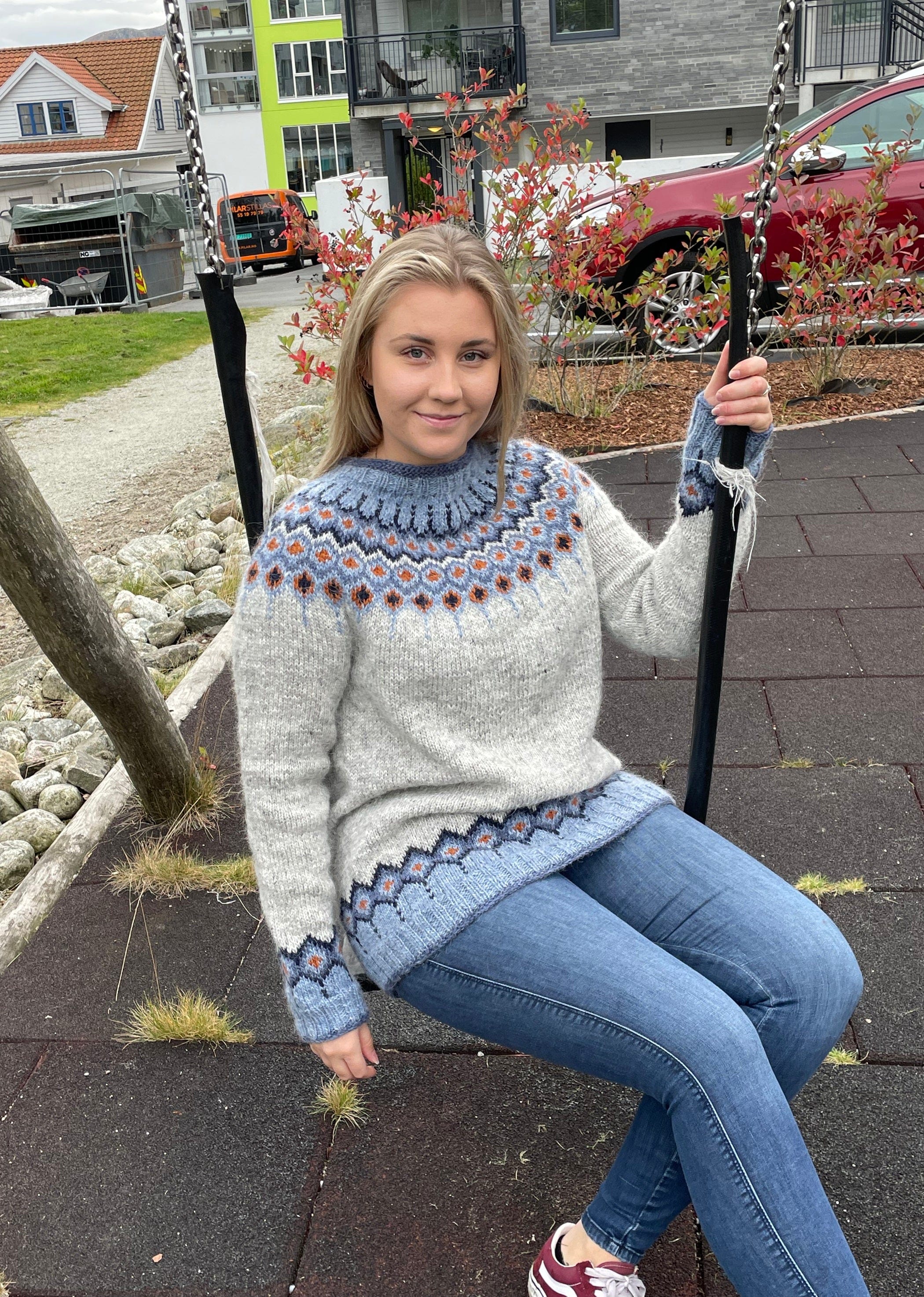 Cecilia Lettlopi Grey Wool sweater - Knitting Kit - The Icelandic Store