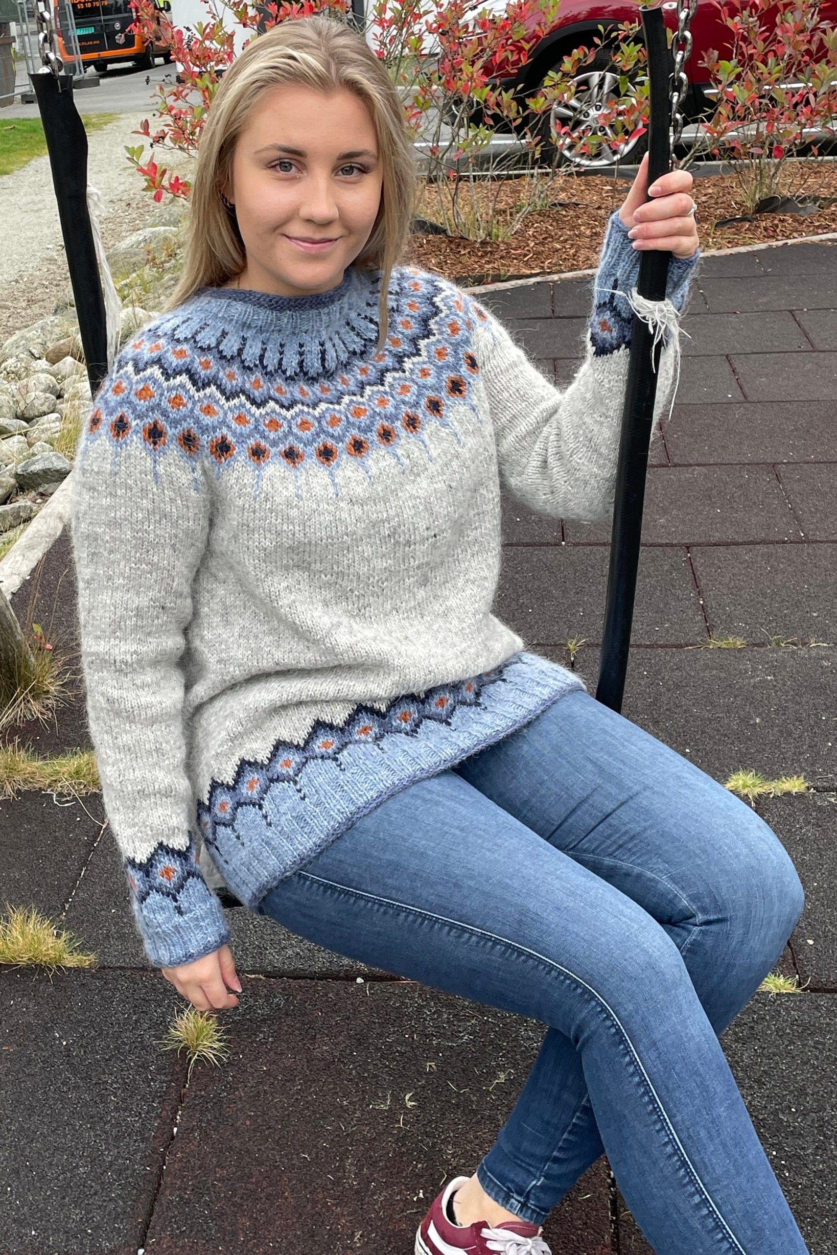 Cecilia Lettlopi Grey Wool sweater - Knitting Kit - The Icelandic Store
