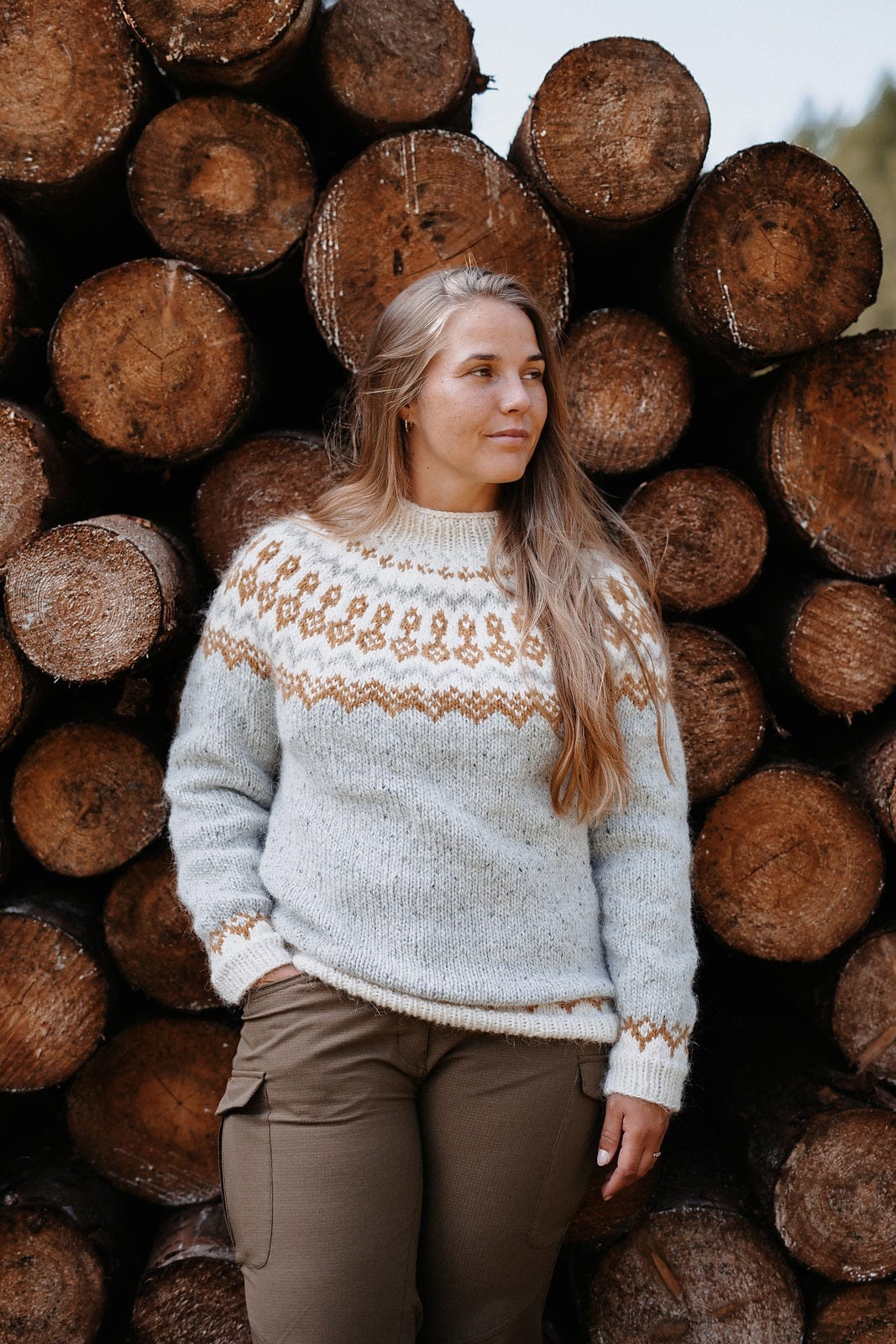 Easter Coarvegiella Alafoss Wool Sweater - Knitting kit - The Icelandic Store