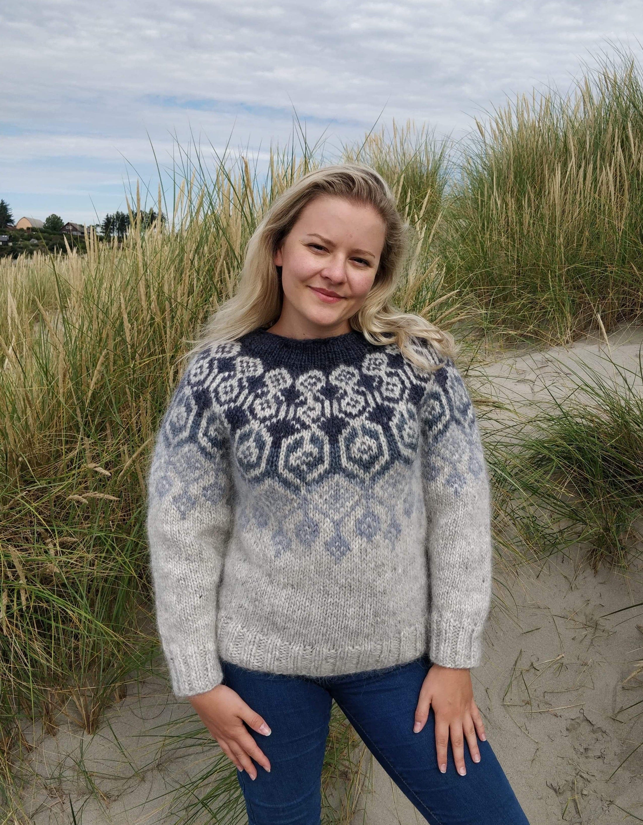 Elina Grande - Black, Red and Orange Alafosslopi Wool Sweater Knitting Kit - The Icelandic Store