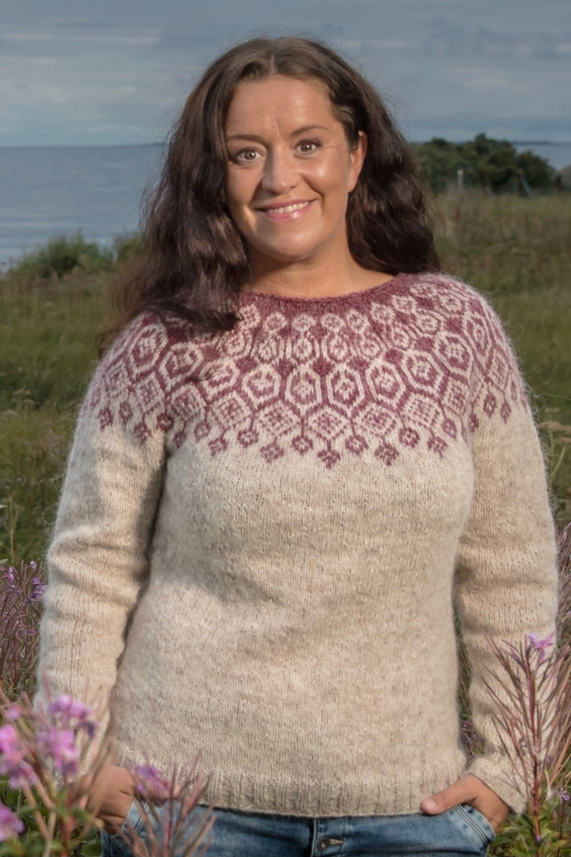 Elina - Ivory Beige Knitting Kit - The Icelandic Store