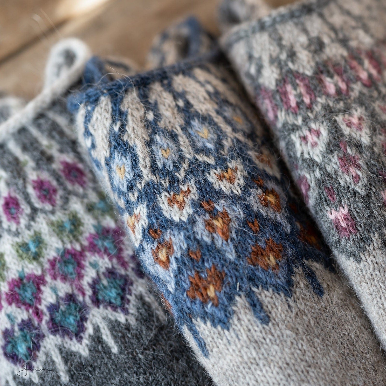 Gimsteinn Light Ash Lettlopi Long Sweater Dress - Knitting Kit - The Icelandic Store