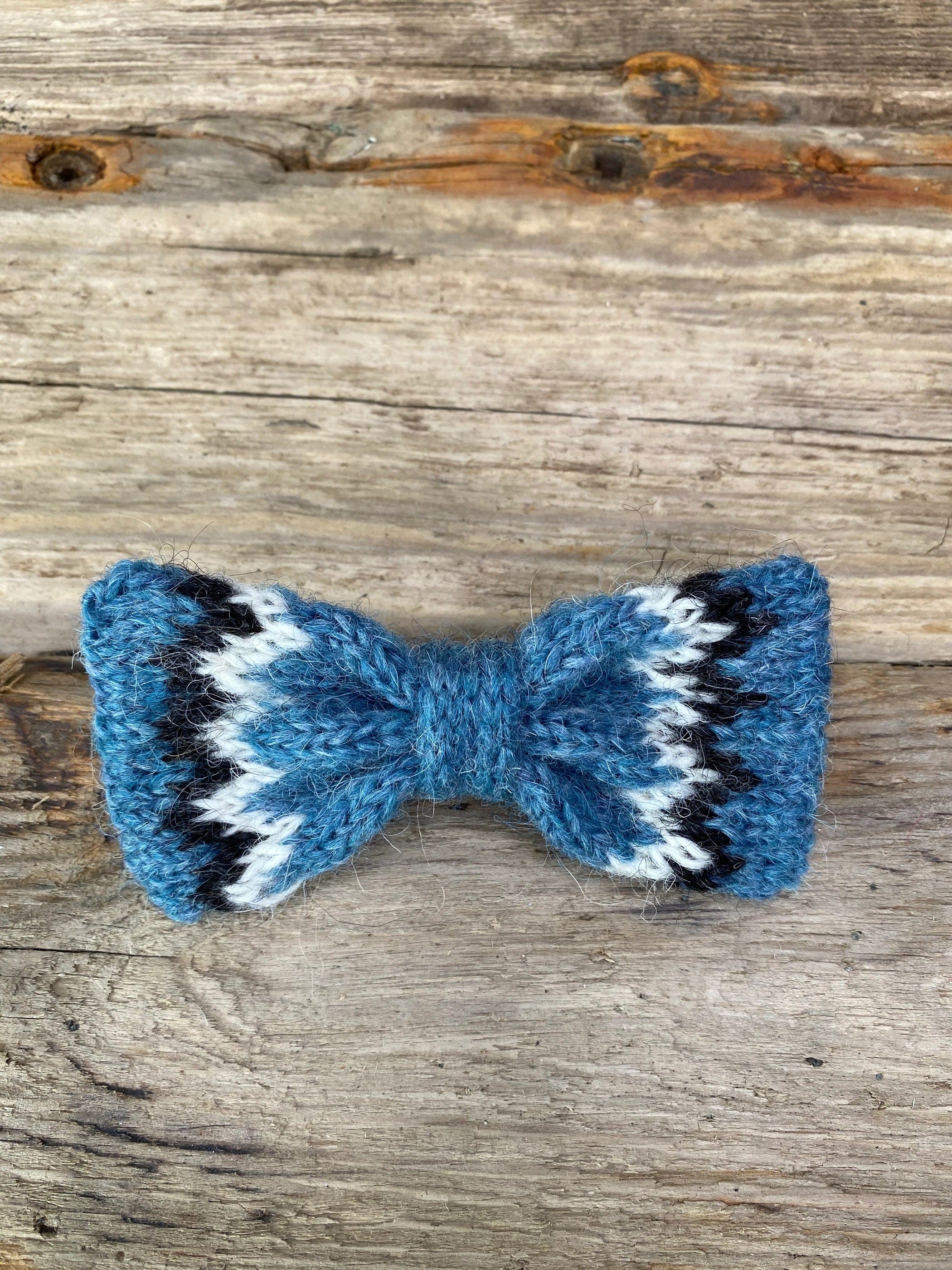 Knitted Wool Bow Tie - Light Blue - The Icelandic Store