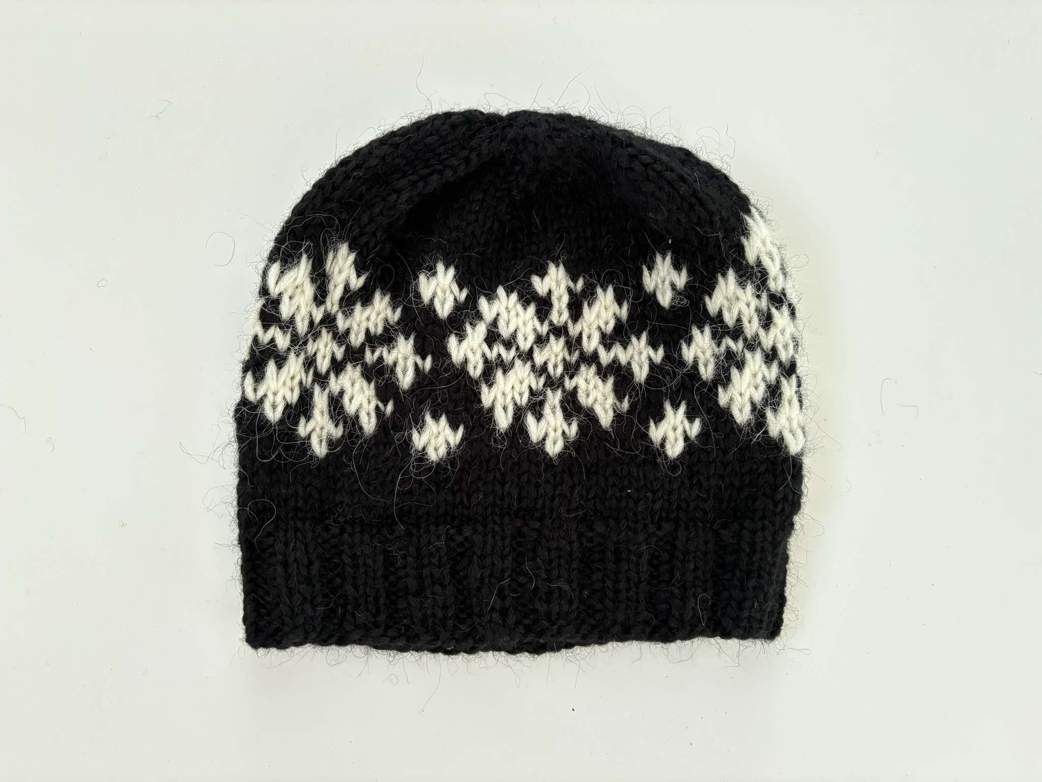 Handknit Wool Hat - Black / White Frostroses - The Icelandic Store