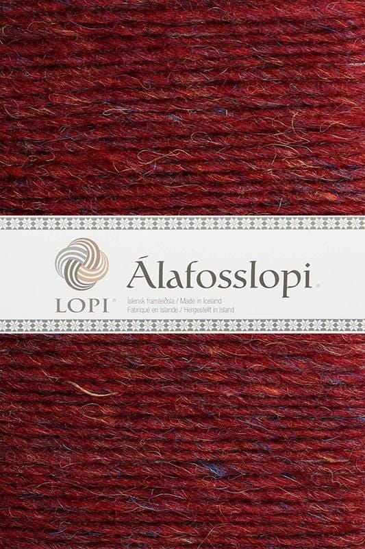 Álafosslopi 9962 Ruby Red Heather — 2 balls in the Stjörnuband kit