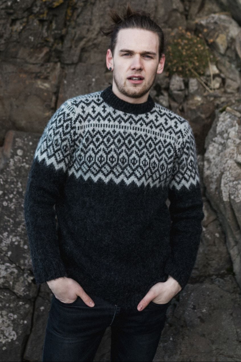 Borg - Black Icelandic sweater - The Icelandic Store