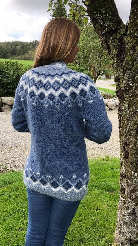 Jonsok - Blue Lett-Lopi wool cardigan - Knitting Kit - The Icelandic Store
