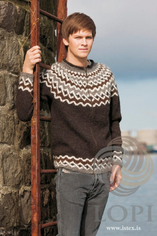 Hlekkur - Black sweater Knitting Kit - The Icelandic Store
