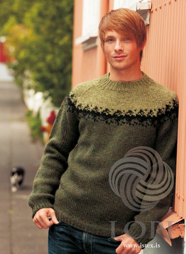 Viðar wool sweater Dark Grey - Knitting Kit - The Icelandic Store