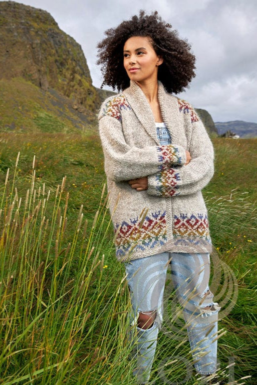 Loforð - Promise Beige wool sweater - Knitting Kit - The Icelandic Store