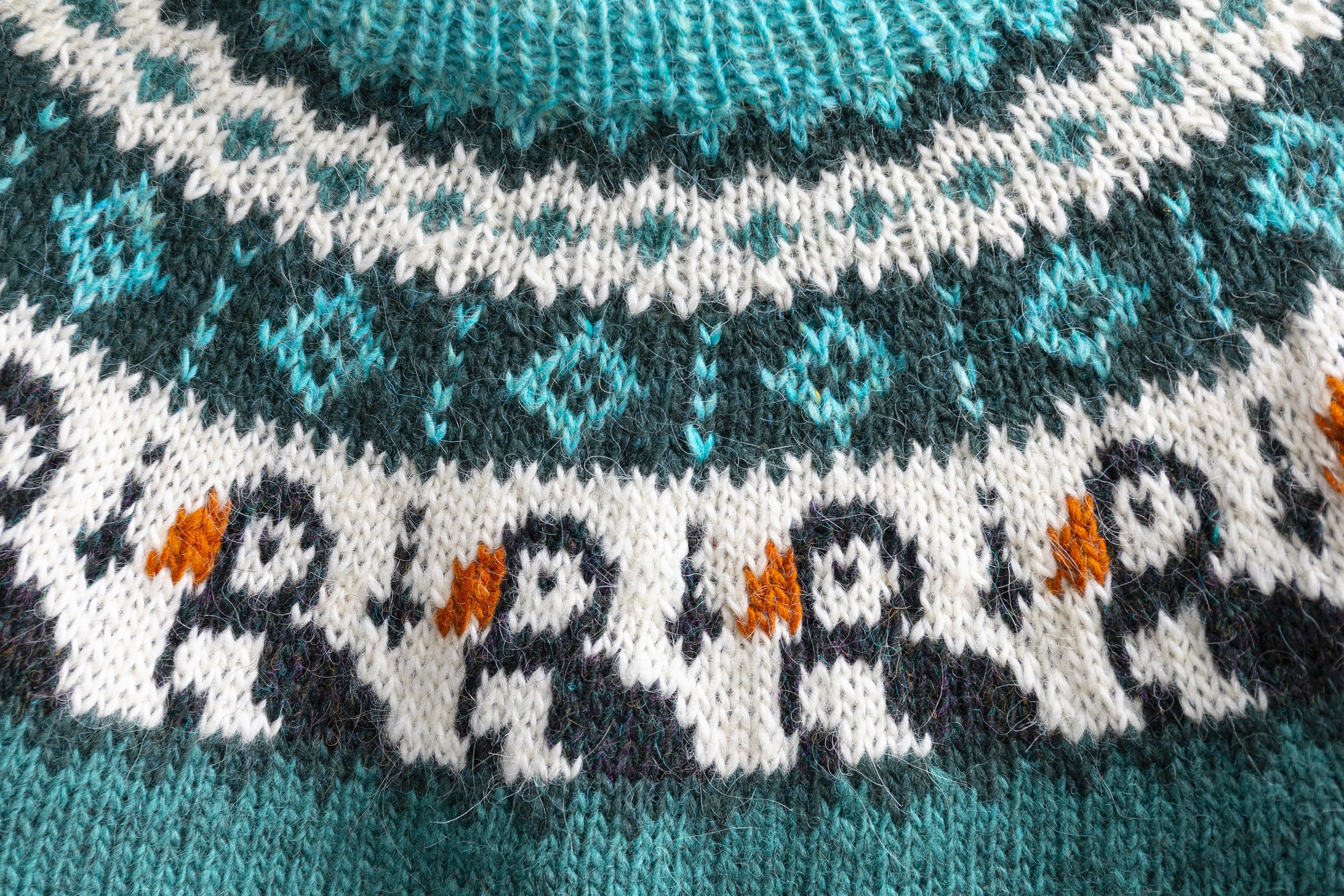 Puffin Lopapeysa for Kids — Knitting Kit