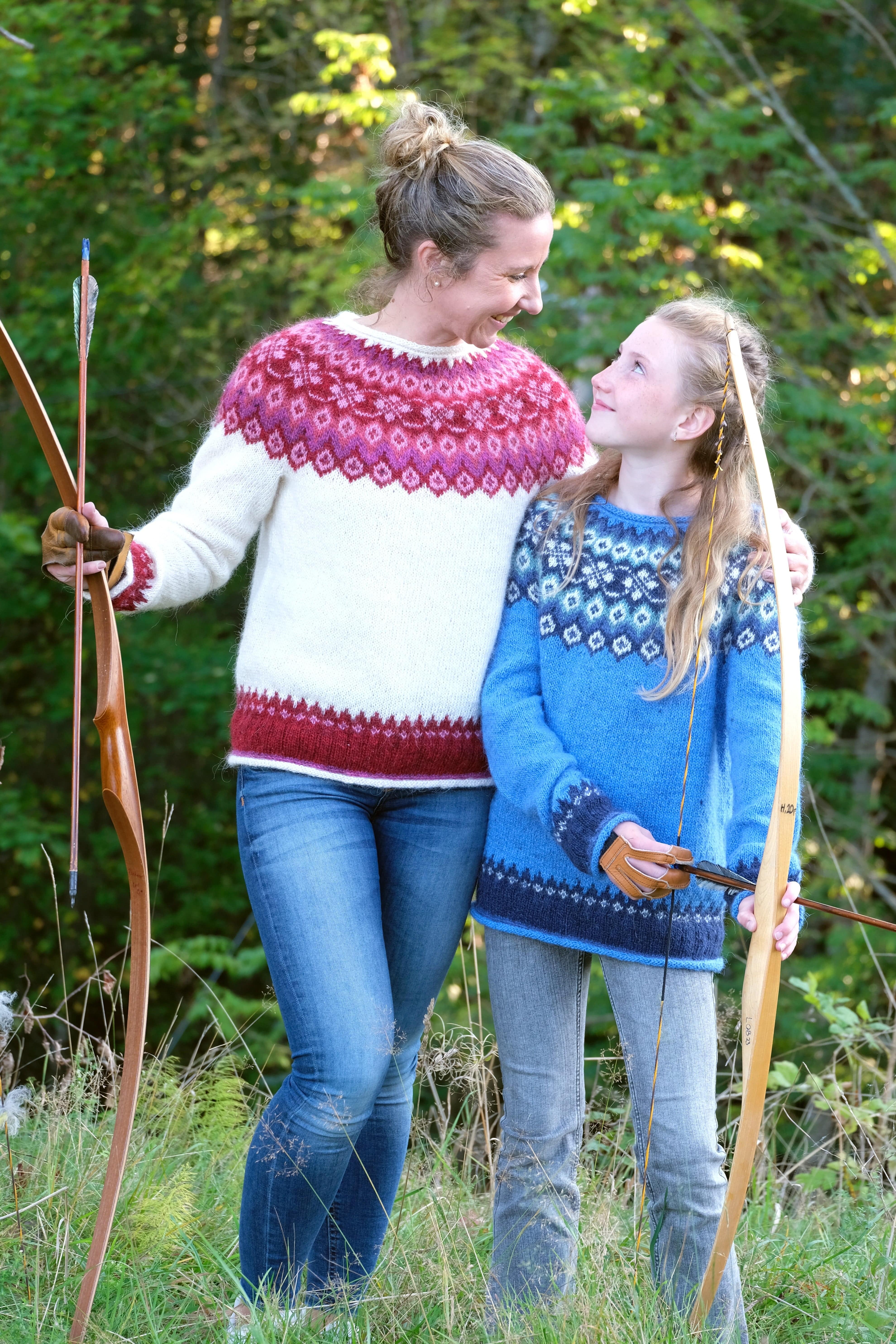 Skjaldmær - Fjallalopi Blue wool sweater Knitting Kit - The Icelandic Store