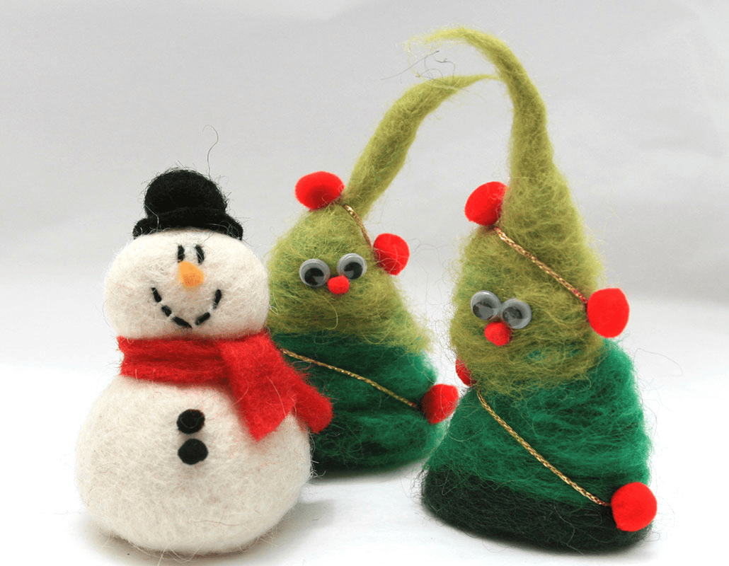 ICELANDIC FELTED WOOL SNOWMAN