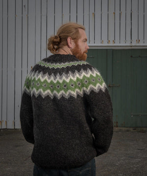 Vegi Black Wool Sweater  - Knitting Kit