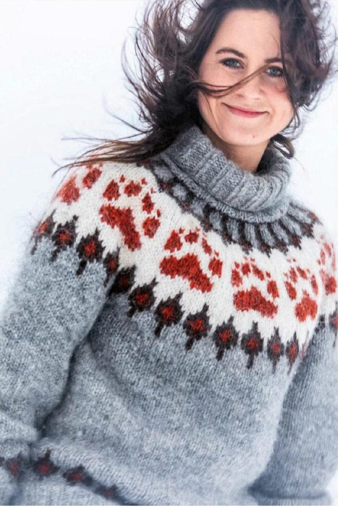 The Wilderness sweater Ash Heather - Alafosslopi Knitting Kit - The Icelandic Store