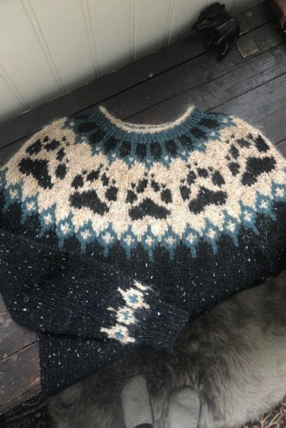 The Wilderness sweater Black Tweed - Alafosslopi Knitting Kit - The Icelandic Store