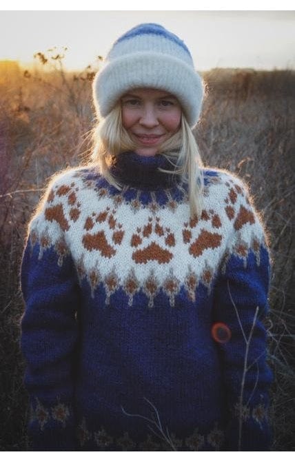 The Wilderness sweater Space Blue - Alafosslopi Knitting Kit - The Icelandic Store