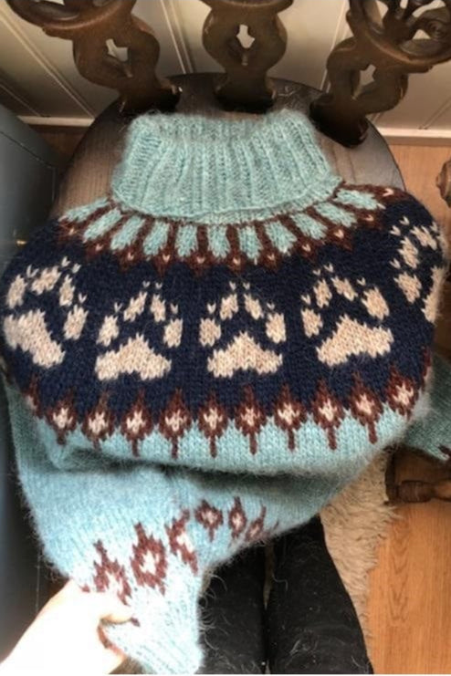 The Wilderness sweater Turquoise - Alafosslopi Knitting Kit - The Icelandic Store