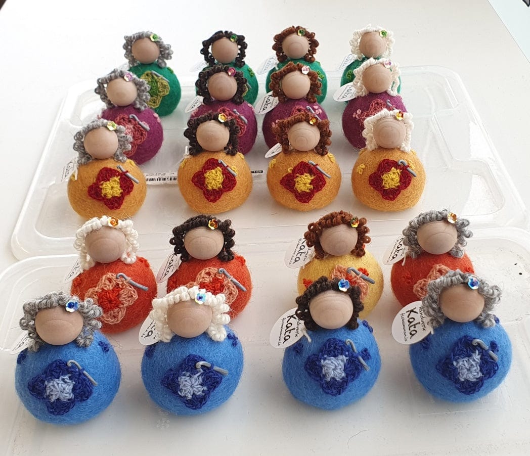 Felted wool Crochet Lady - Purple - The Icelandic Store