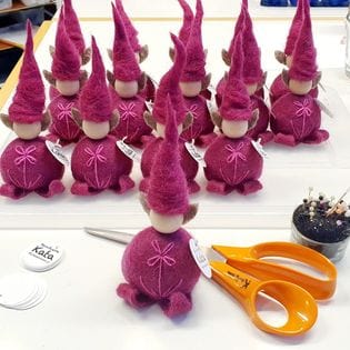 Felted wool Elf- Purplish Red - The Icelandic Store