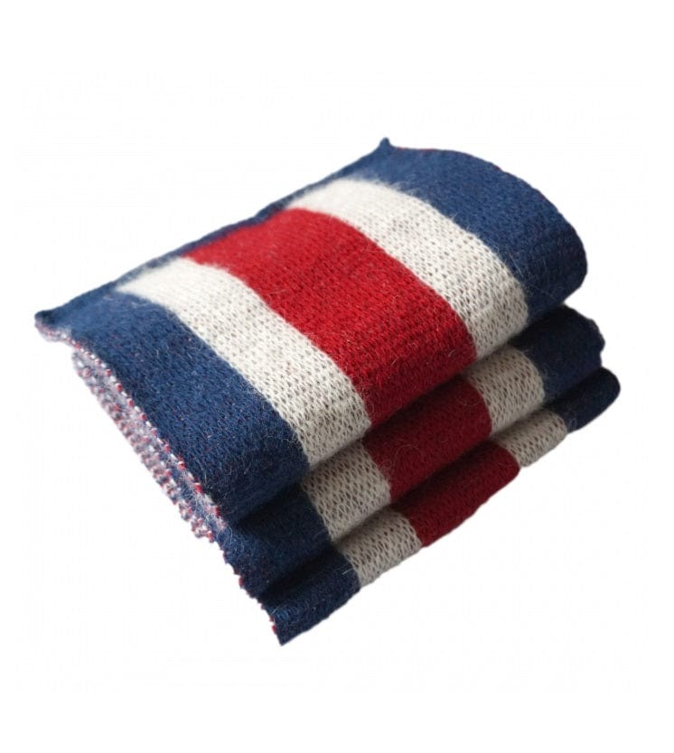 Wool scarf with Icelandic national flag - The Icelandic Store