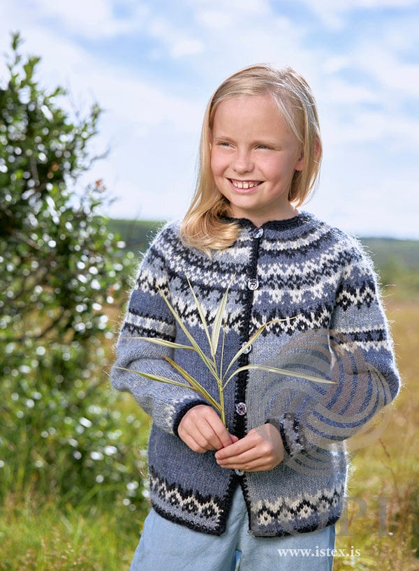 Samstaða children’s cardigan knitted in two halves of air blue and fjord blue Léttlopi