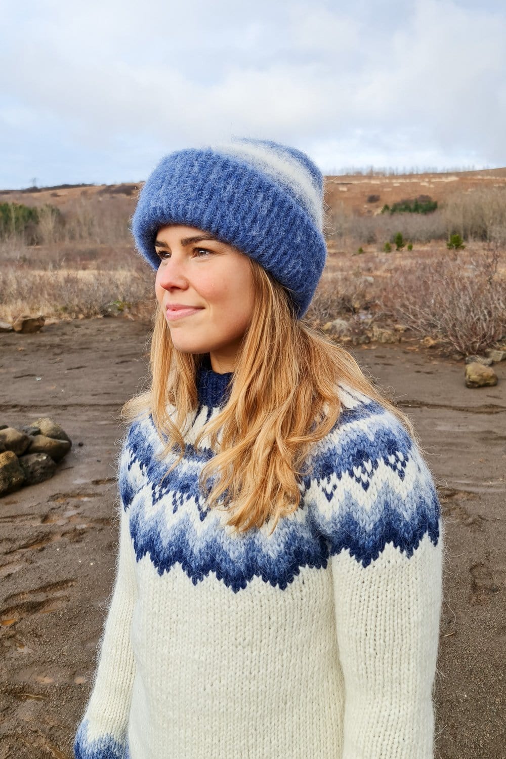 Brushed Wool Hat - Blue / White - icelandicstore.is