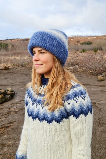 Brushed Wool Hat - Blue / White