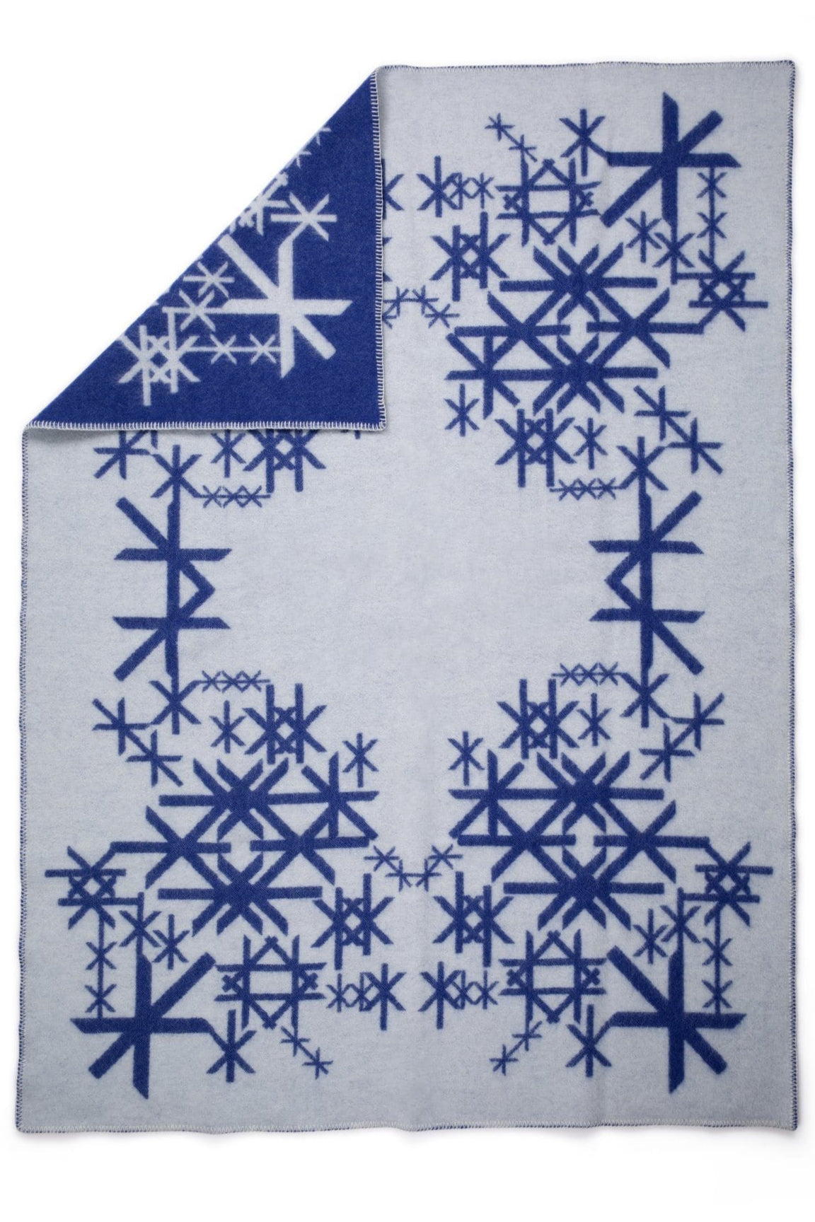 Nordic Strength wool blanket - Royal blue - icelandicstore.is