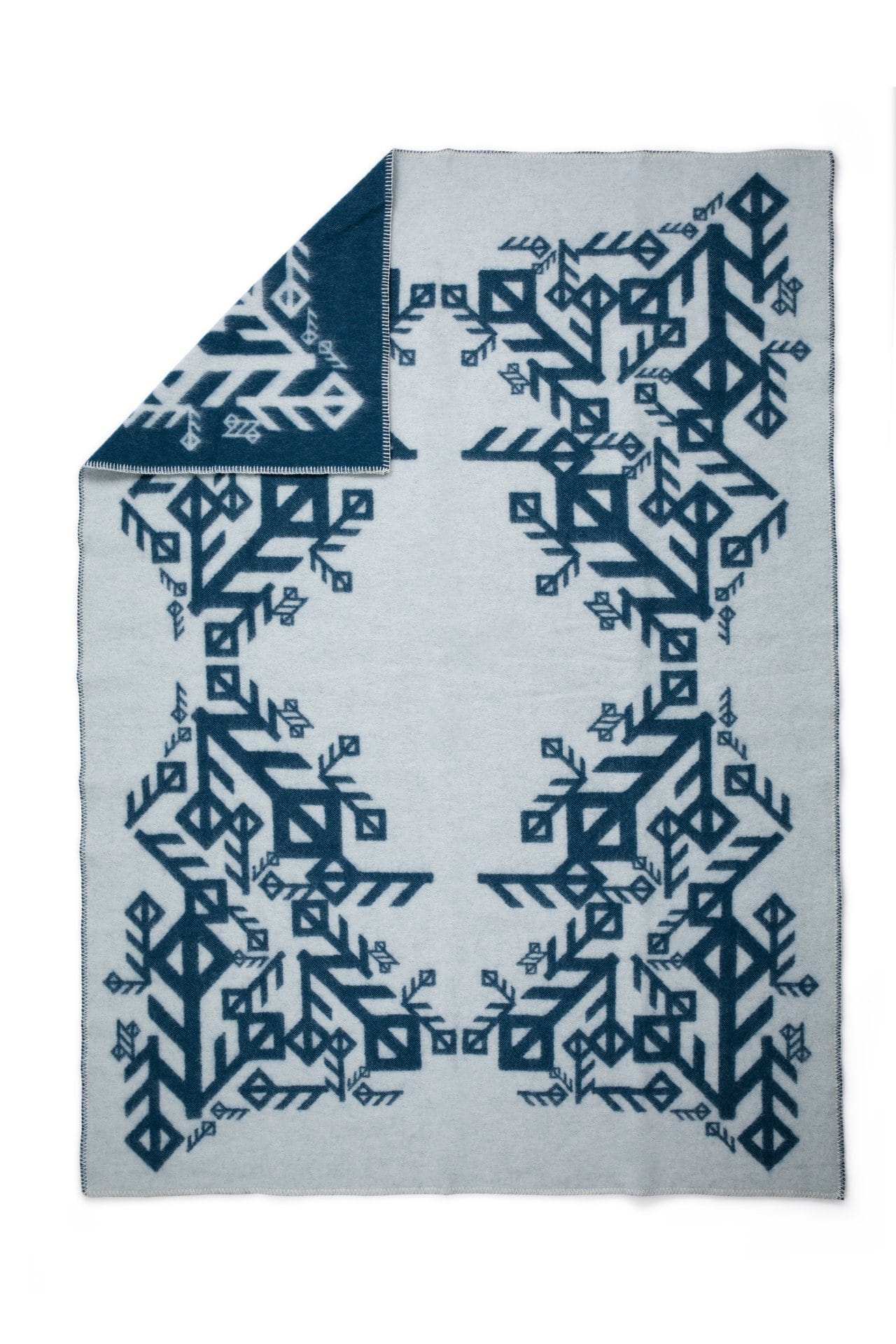 Nordic Love wool blanket - Dark teal - icelandicstore.is