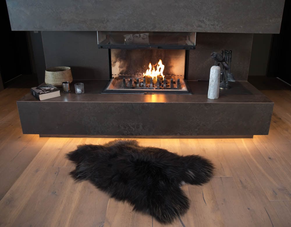 Black Icelandic sheepskin rug. Sheepskin throws from Iceland.