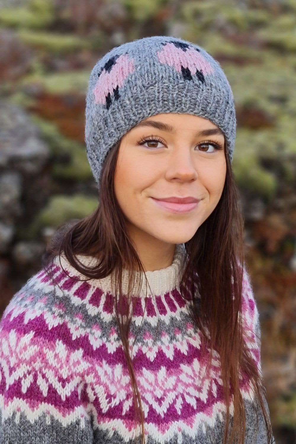 Handknit Wool Hat - Grey / Pink Sheep - icelandicstore.is