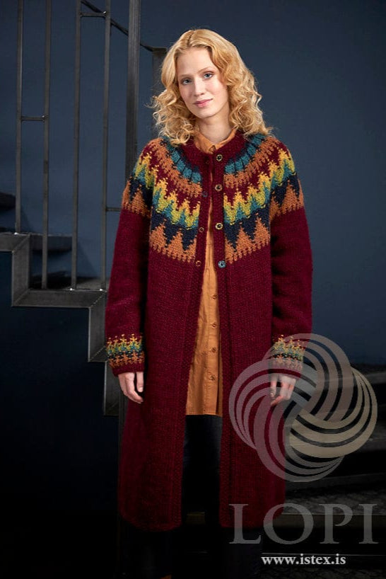 Fleygur - Wool sweater knitting kit - The Icelandic Store