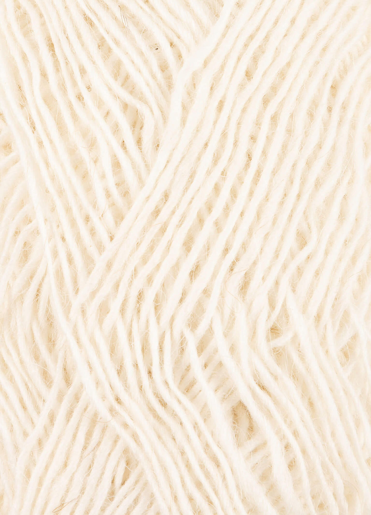 Fjallalopi 3051 Lily White — 1 ball in the Snjóborg kit