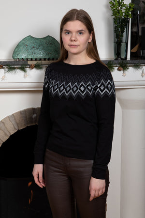 Arna Long-Sleeve T-Shirt wool sweater pattern - Black