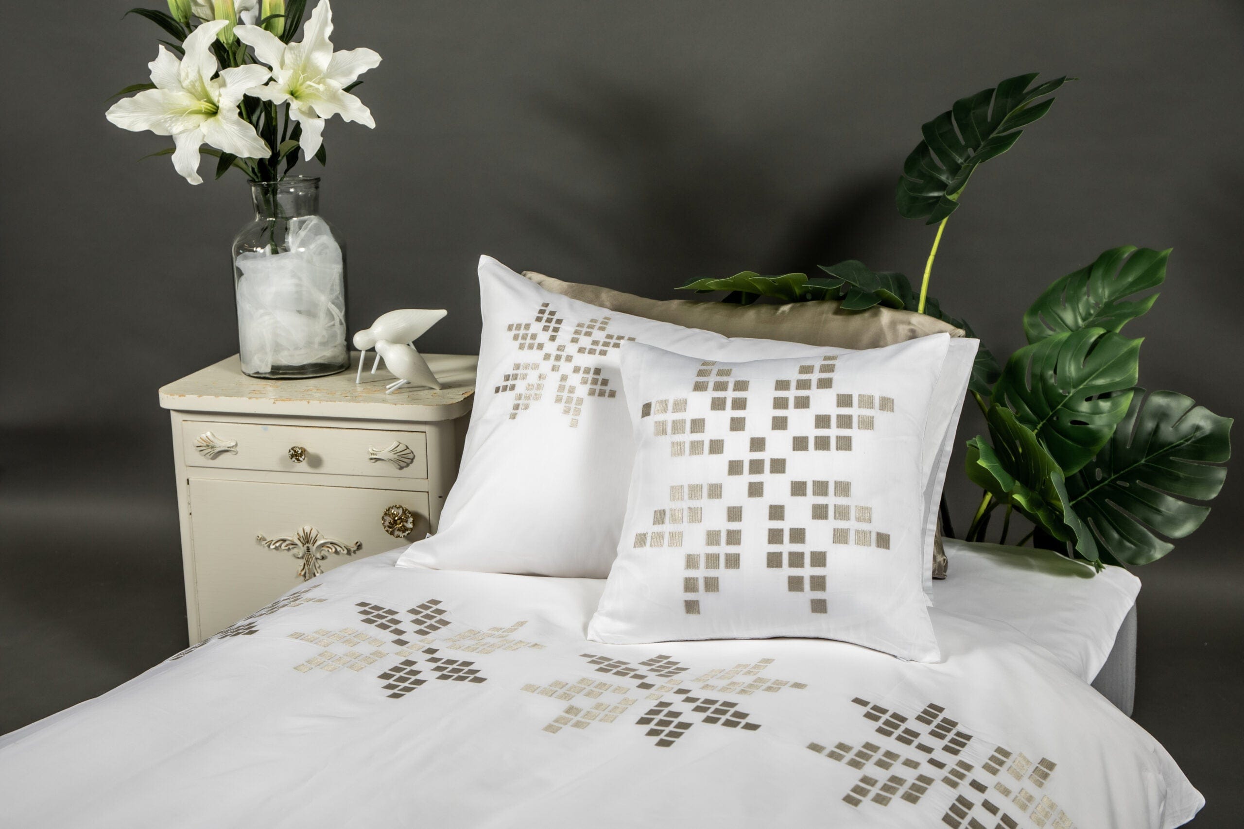 Áttablaðarós — 600‑Thread Satin Pima Cotton Duvet Set