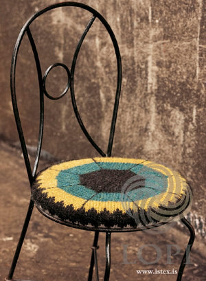 Sneið - Blue/Greenish Yellow Seat Cushion Knitting and Crochet Pattern