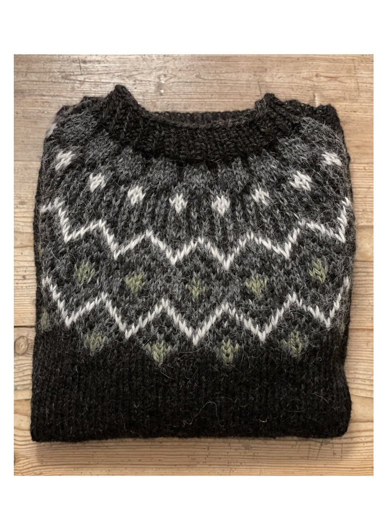Börkur - Black Sweater - Knitting Kit