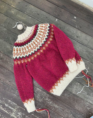 Winter Coarvegiella Fuchsia Alafoss Wool Sweater - Knitting kit