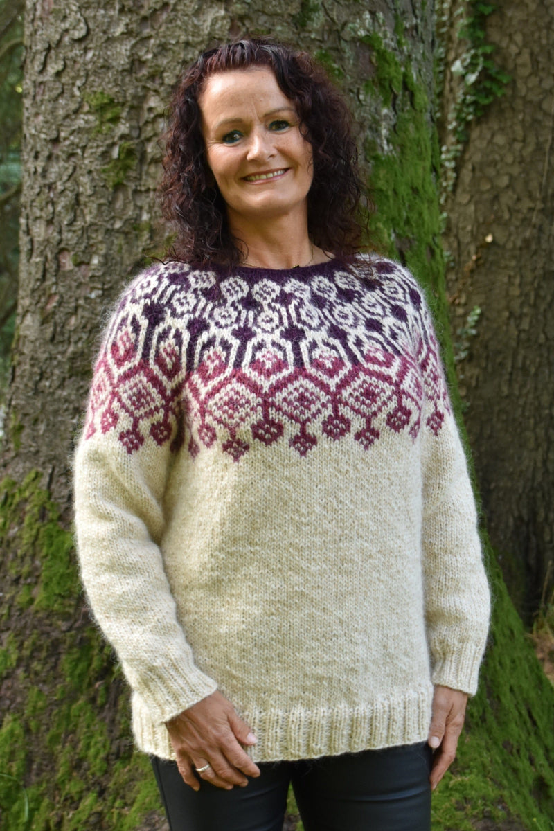 Elina Grande Light Beige Alafosslopi Wool Sweater Knitting Kit