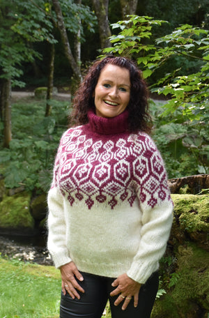Elina Grande - Black, Red and Orange Alafosslopi Wool Sweater Knitting Kit