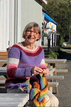 Rainbow wool scarf - Knitting Kit
