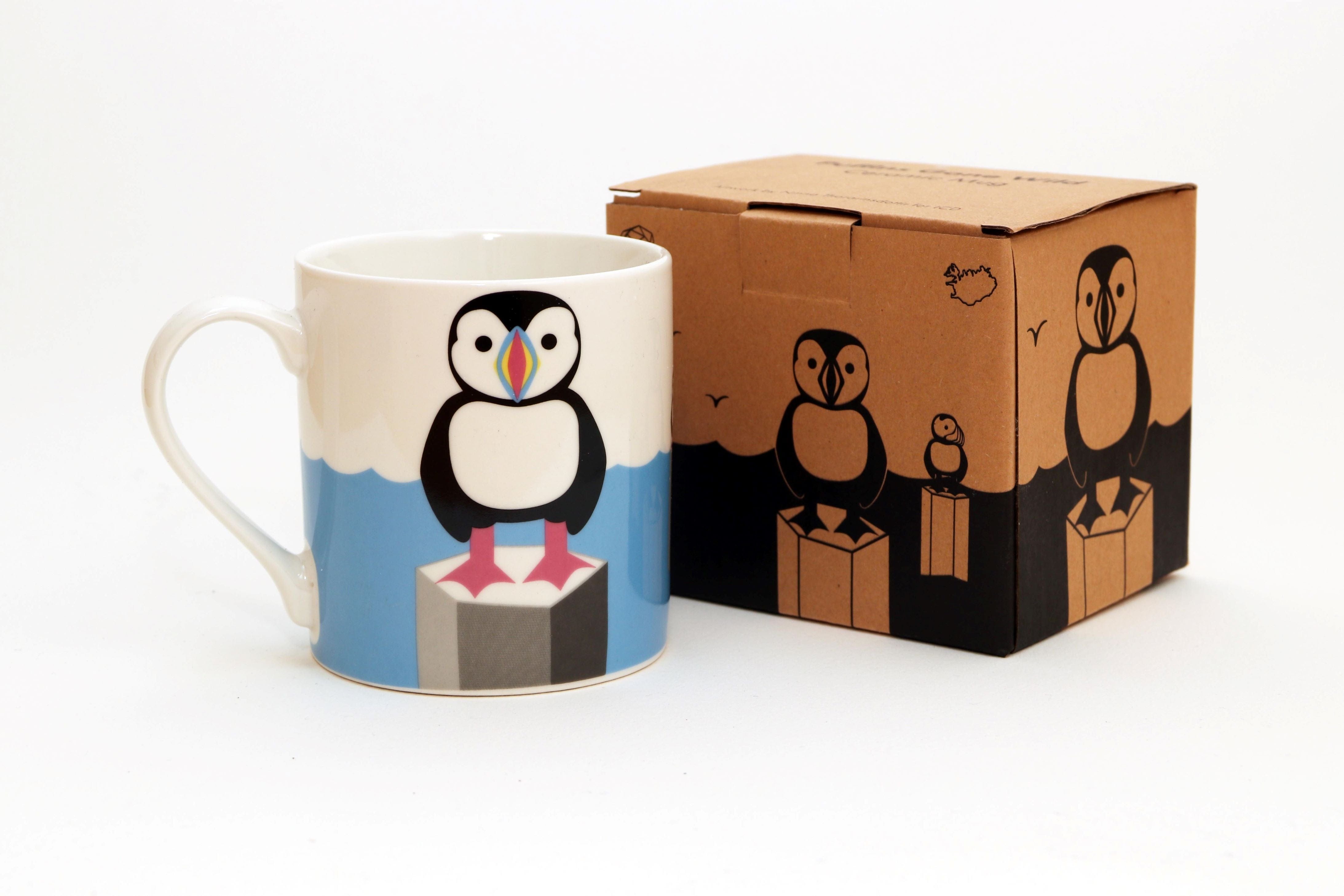 Puffins gone wild | Mug