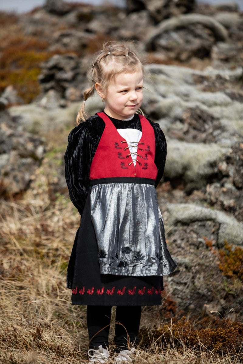 National Costume Apron for Children - The Icelandic Store