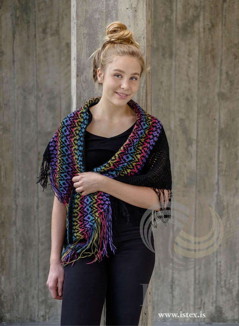 Kónn - Black Shawl with fringes Knitting Kit - The Icelandic Store